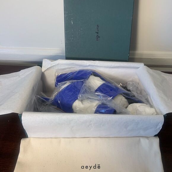 Aeyde Serena double band heeled suede sandal size EU 42 or US 12, new in box - Picture 11 of 12